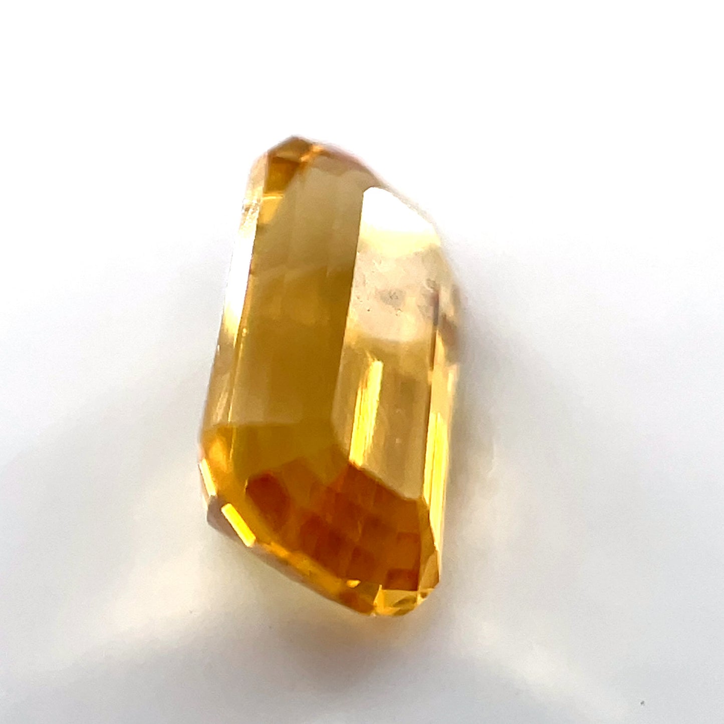 1.09CT EMERALD CUT GOLDEN BERYL