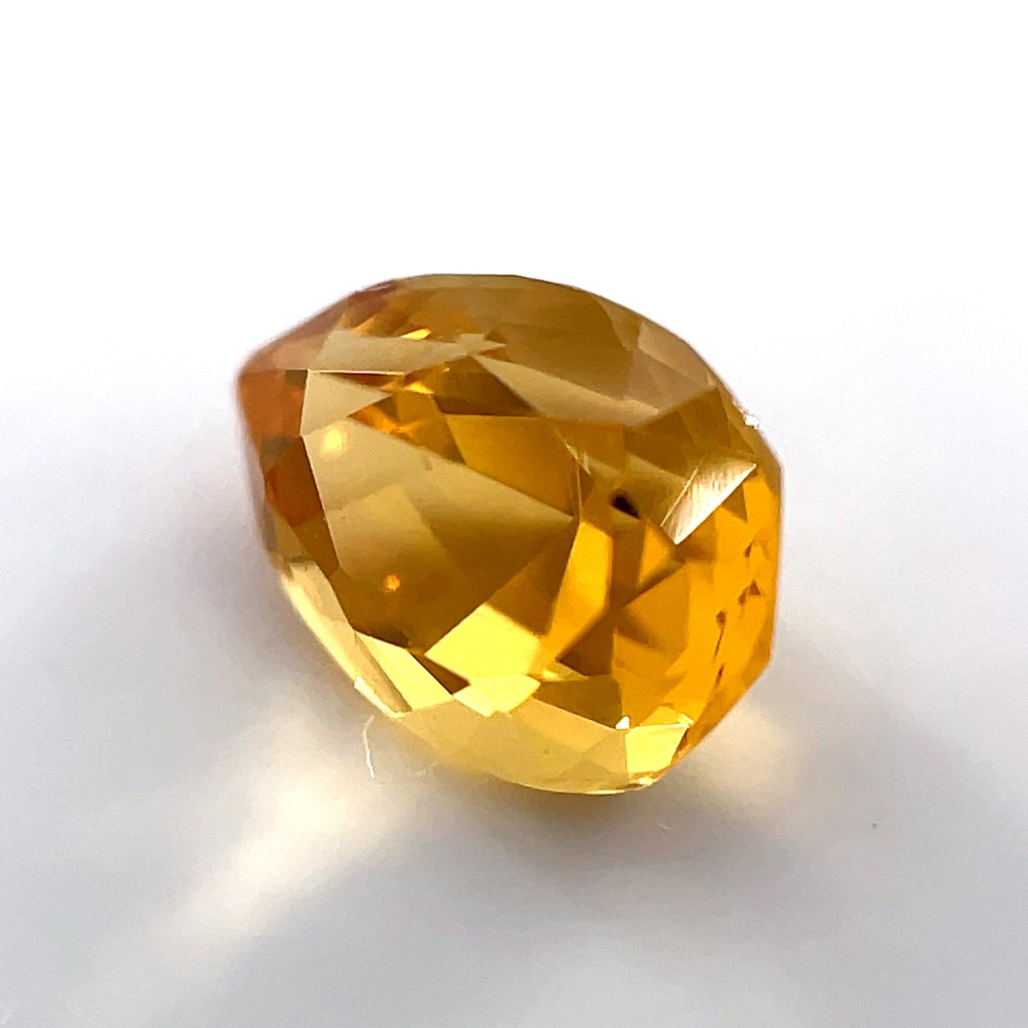1CT PEAR CUT GOLDEN BERYL