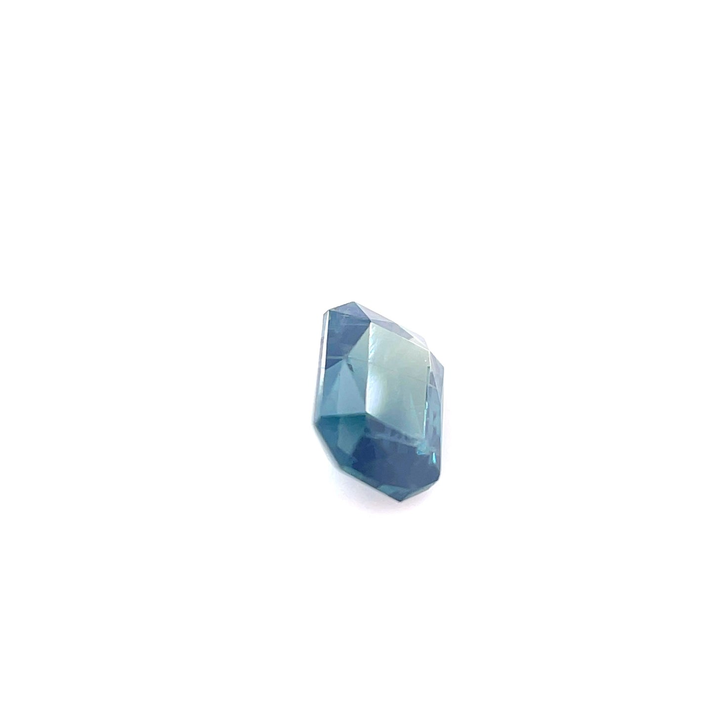 0.57CT SAPPHIRE