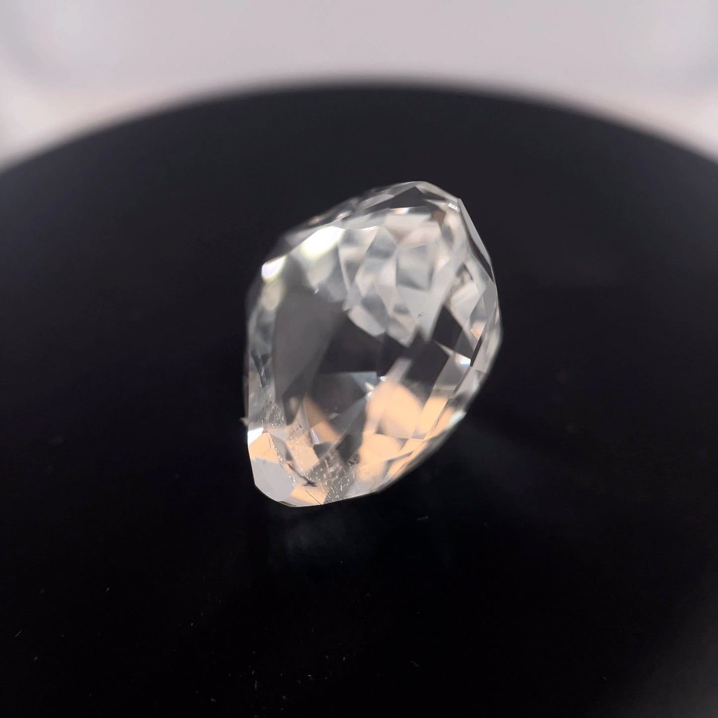 topaz 10.95ct trillion cut