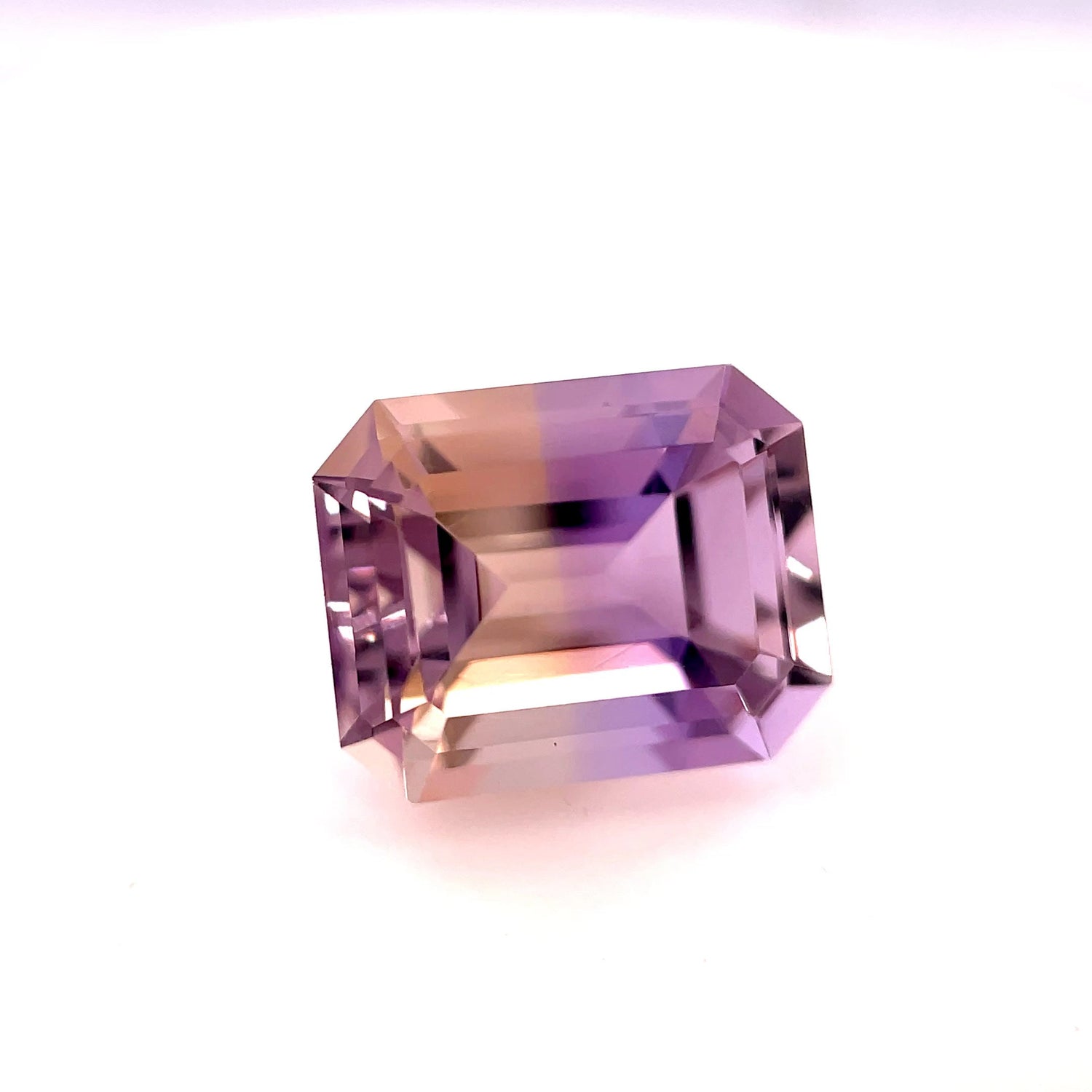 AMETRINE