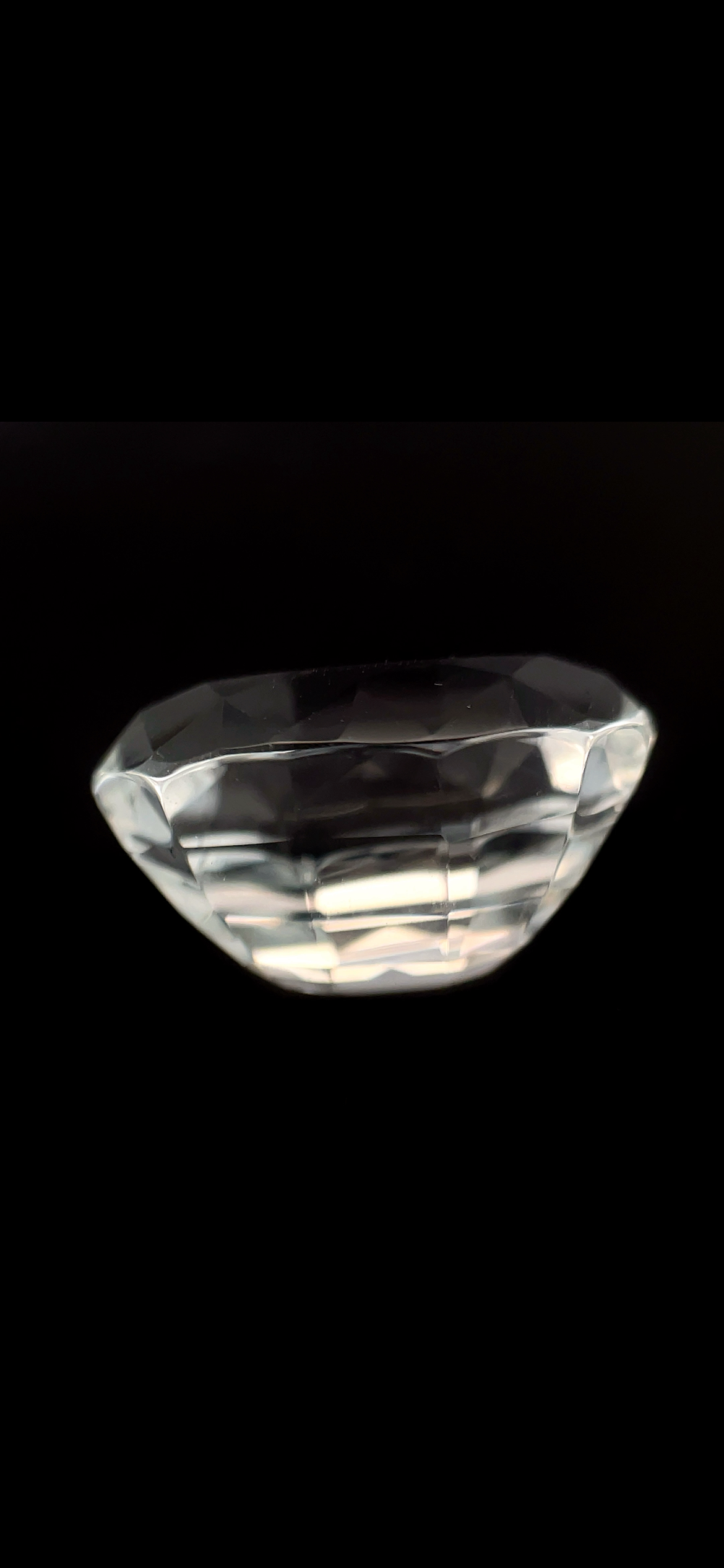 17CT TOPAZ , LIGHT BLUE
