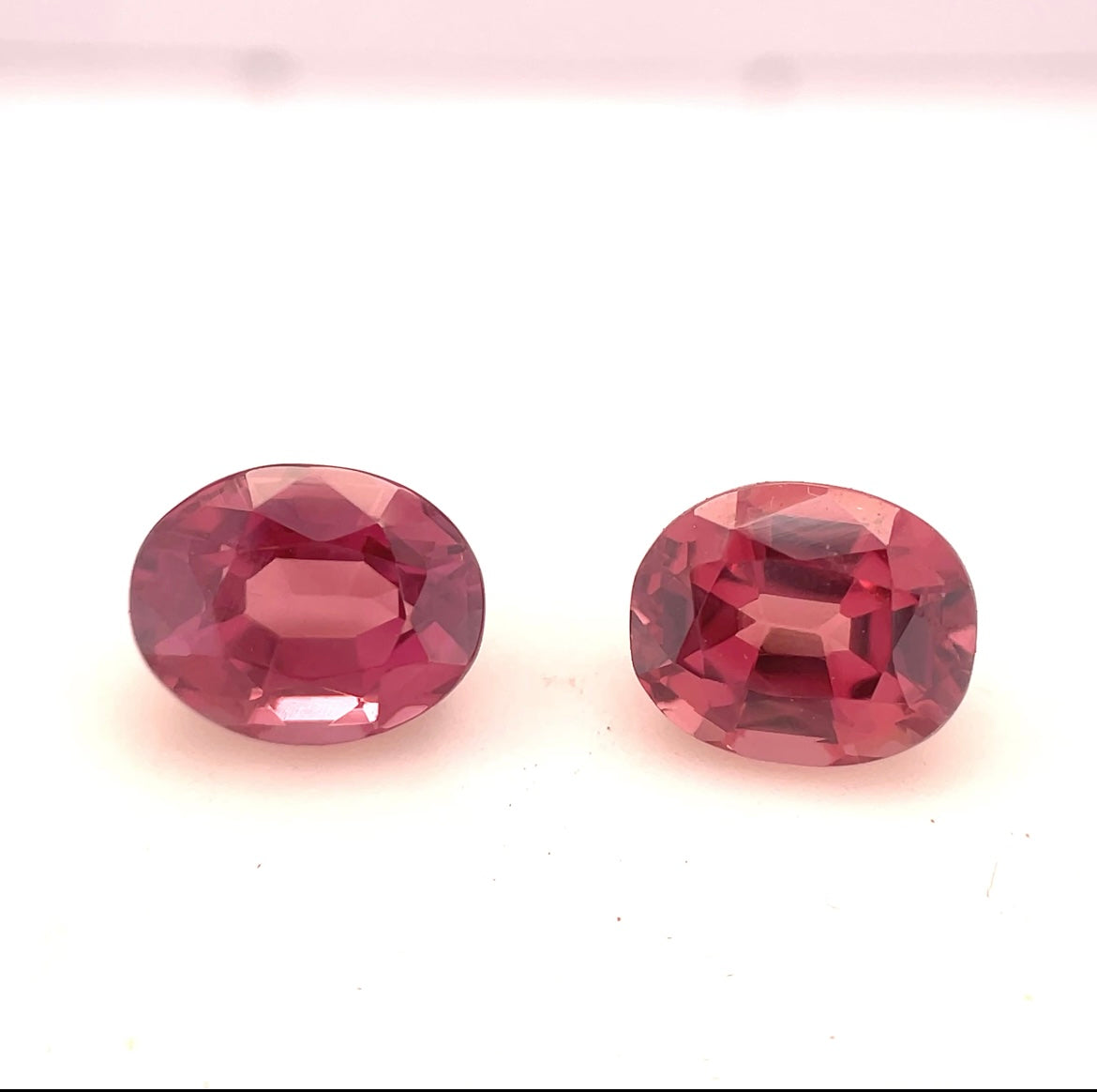 MALAYA GARNET PAIR