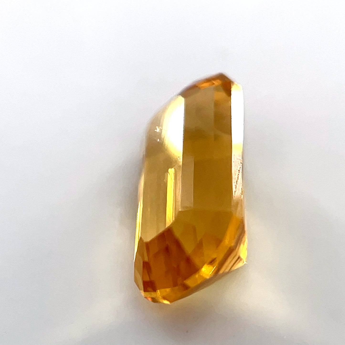 1.09CT EMERALD CUT GOLDEN BERYL