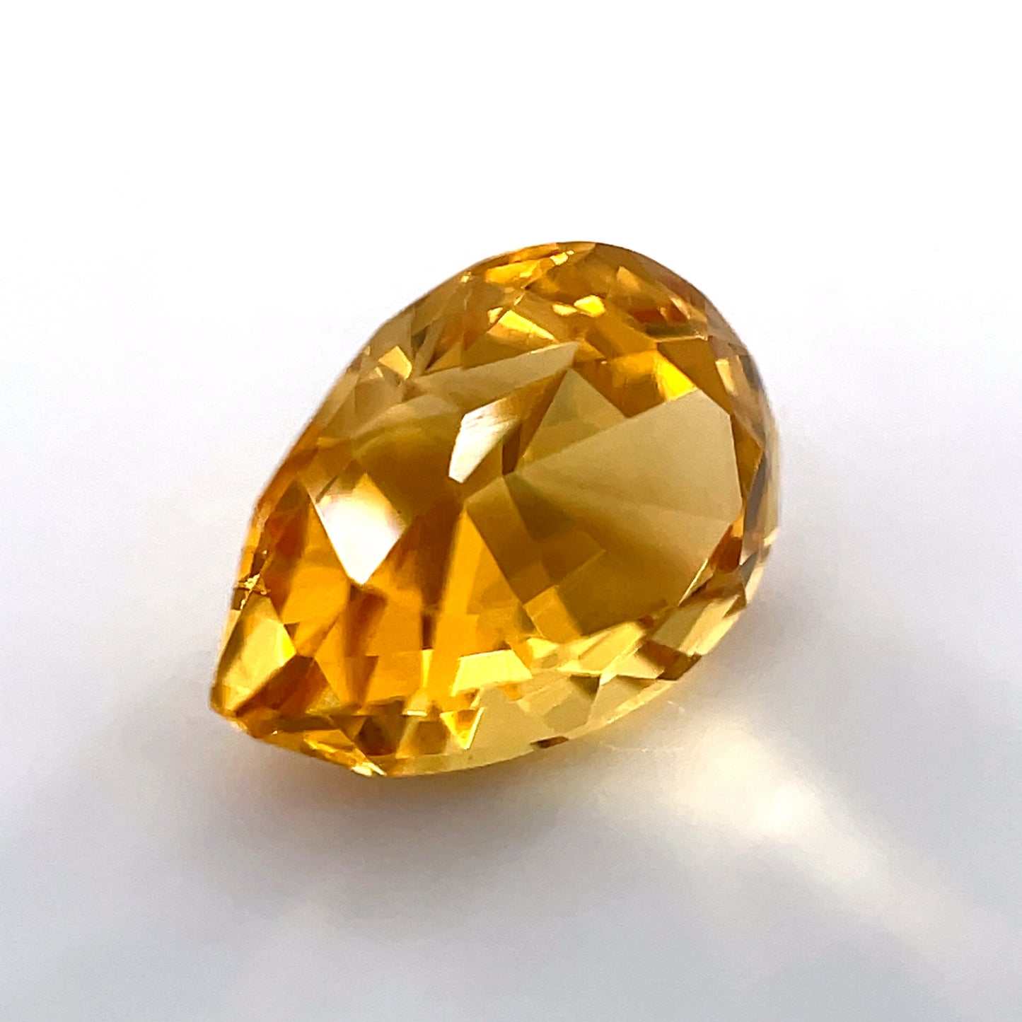 1CT PEAR CUT GOLDEN BERYL