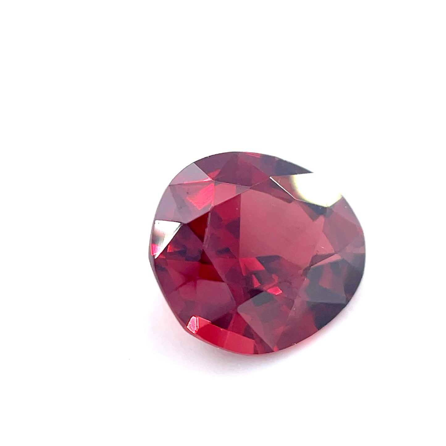 EGG CUT 1.59CT GARNET , MOZAMBIQUE