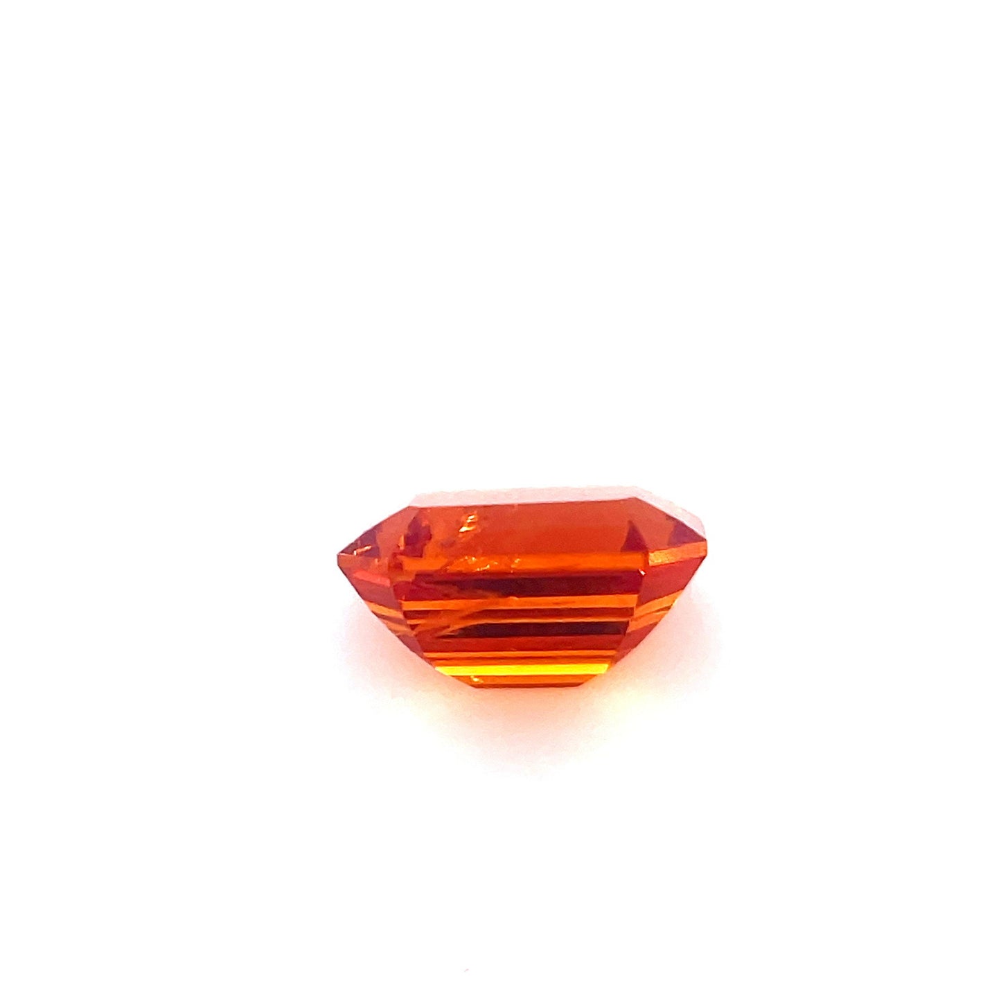 0.67CT OCTAGON GARNET, SPESSARTITE
