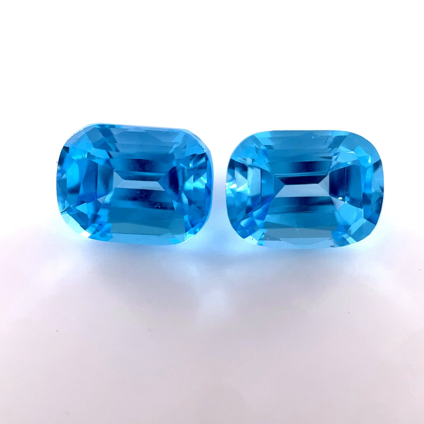 4.25CT SWISS BLUE TOPAZ PAIR
